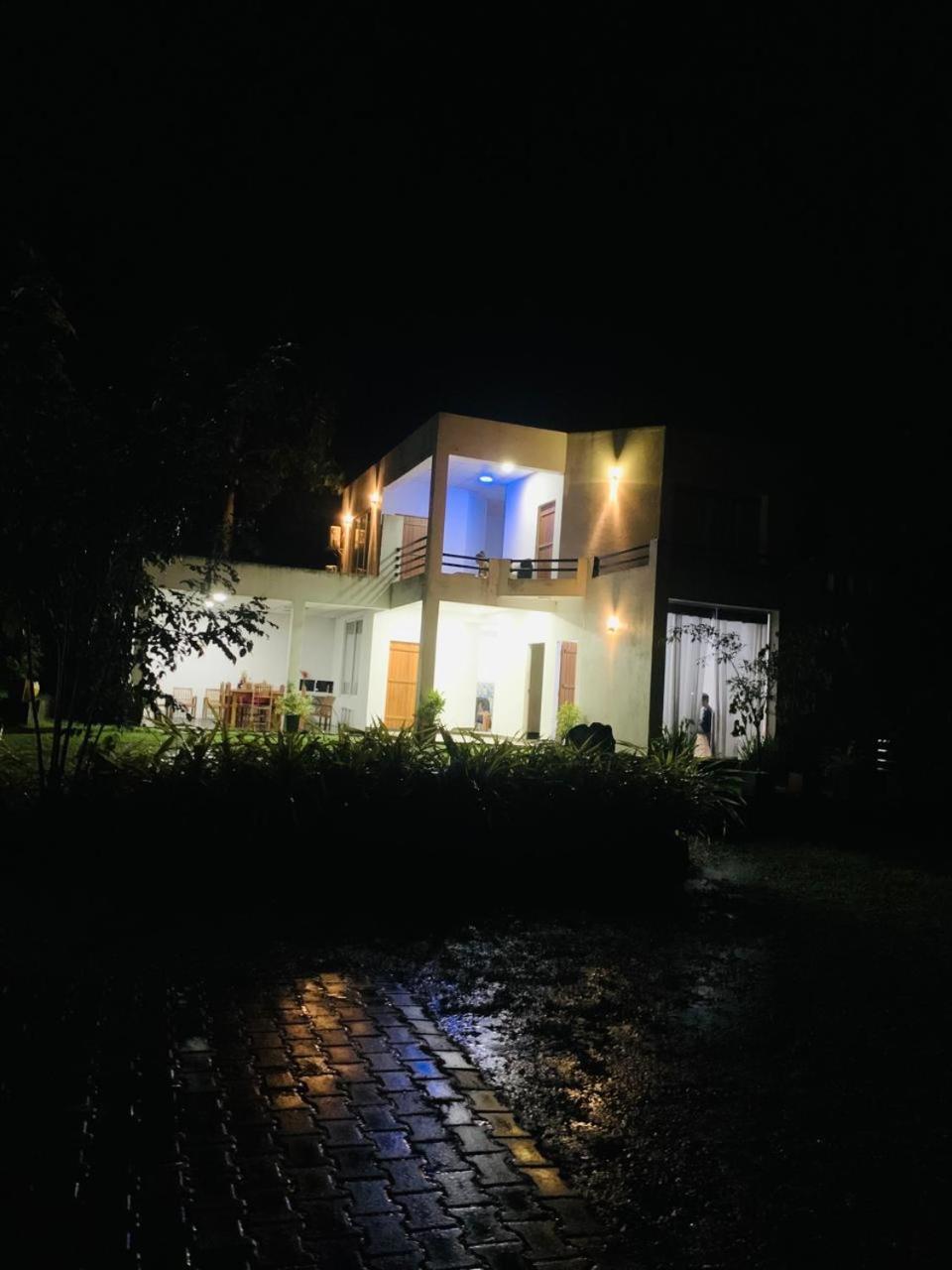 Cassia Udawalawe Hotel ภายนอก รูปภาพ