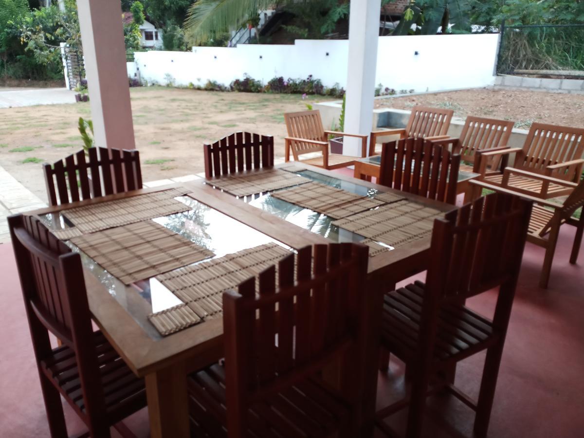 Cassia Udawalawe Hotel ภายนอก รูปภาพ