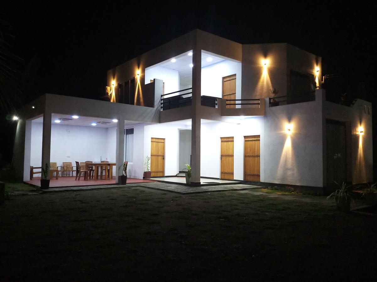 Cassia Udawalawe Hotel ภายนอก รูปภาพ