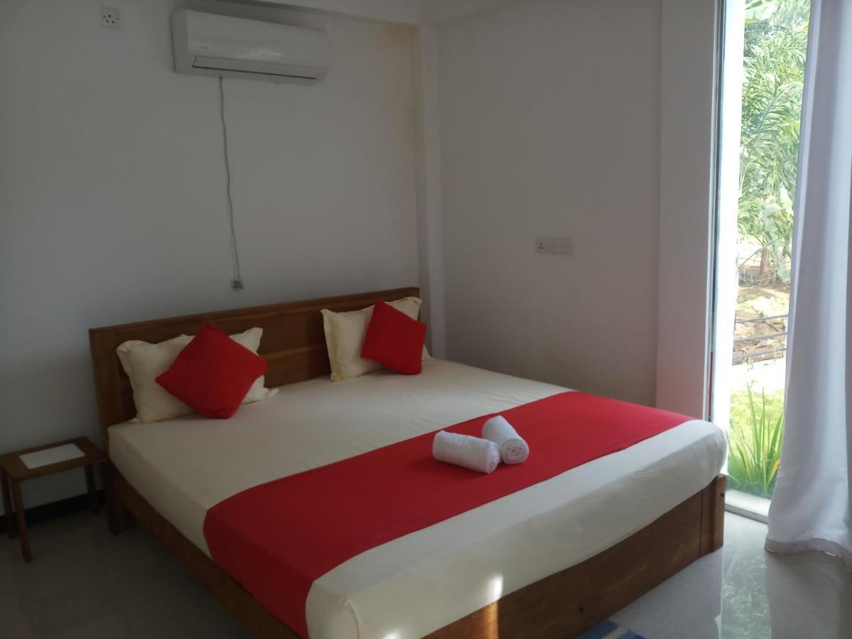 Cassia Udawalawe Hotel ภายนอก รูปภาพ